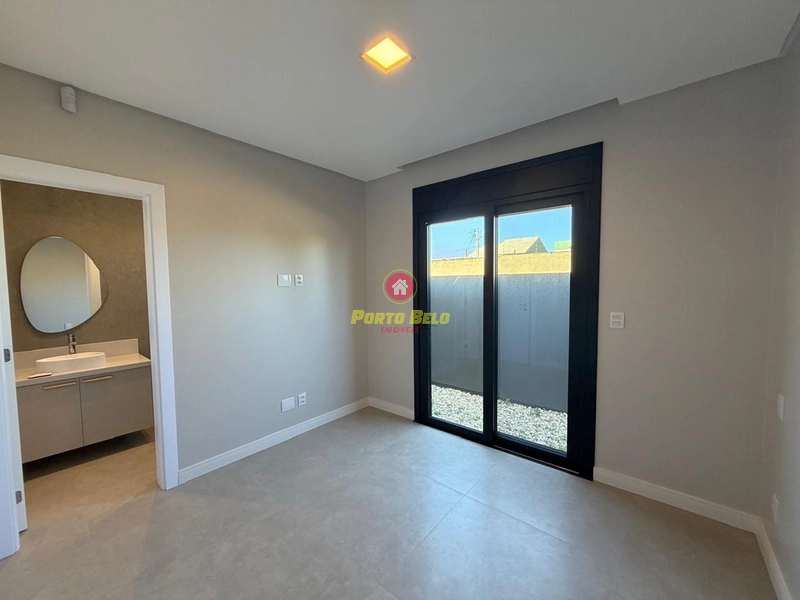 CASA DE ALTO PADRÃO 200M DA PRAIA: 18ª foto da galeria de imagens do imóvel