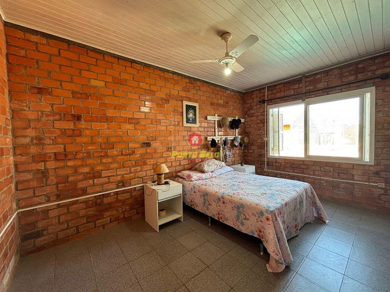 CASA COM PISCINA E FESTEIRO: 9ª foto da galeria de imagens do imóvel