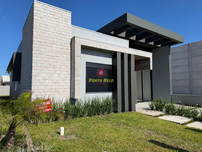 CASA DE ALTO PADRÃO EM AVENIDA: 2ª foto da galeria de imagens do imóvel