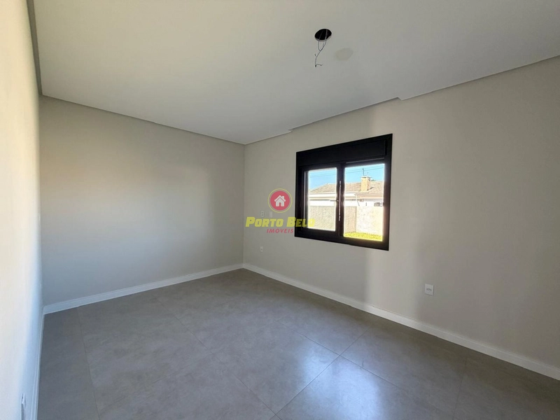 CASA DE ALTO PADRÃO EM AVENIDA: 11ª foto da galeria de imagens do imóvel