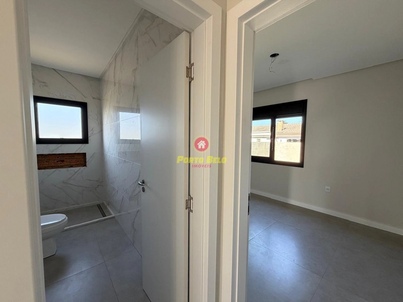 CASA DE ALTO PADRÃO EM AVENIDA: 12ª foto da galeria de imagens do imóvel