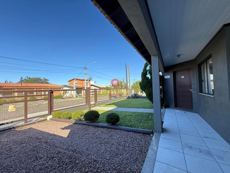 SOBRADO EM XANGRILÁ: 4ª foto da galeria de imagens do imóvel