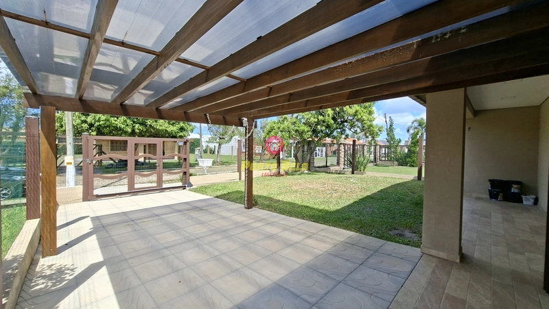 CASA APENAS 250M DA PRAIA: 16ª foto da galeria de imagens do imóvel