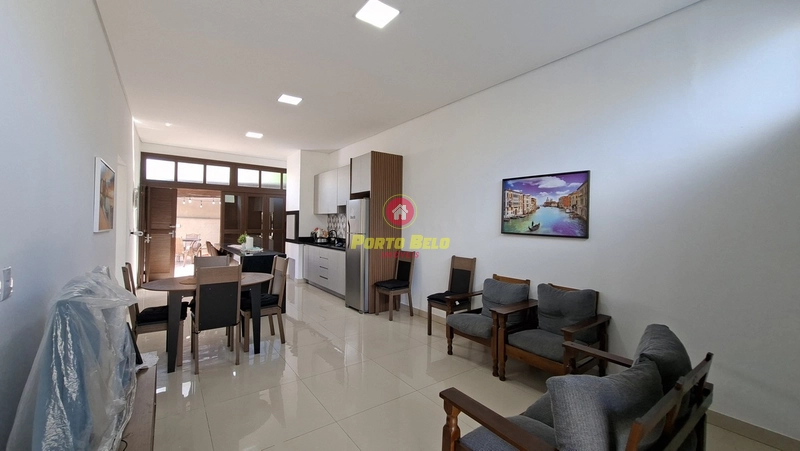 CASA APENAS 250M DA PRAIA: 11ª foto da galeria de imagens do imóvel