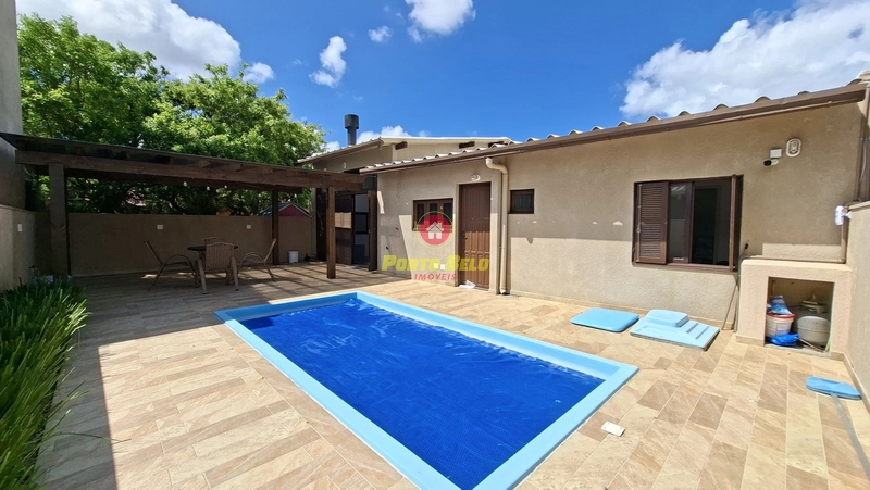 CASA APENAS 250M DA PRAIA: 2ª foto da galeria de imagens do imóvel