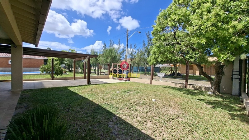 CASA APENAS 250M DA PRAIA: 15ª foto da galeria de imagens do imóvel