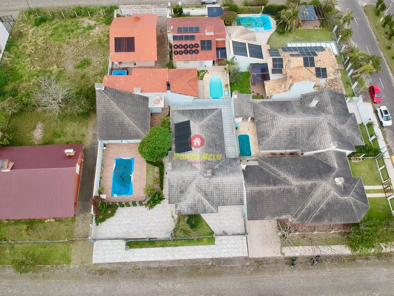 CASA EM 2 TERRENOS EM MARIÁPOLIS: 3ª foto da galeria de imagens do imóvel