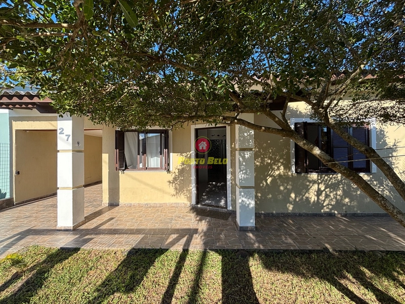 CASA FRENTE OESTE PRÓXIMA AO MAR: 2ª foto da galeria de imagens do imóvel