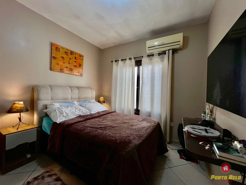 CASA APENAS 2 QUADRAS DO MAR: 9ª foto da galeria de imagens do imóvel