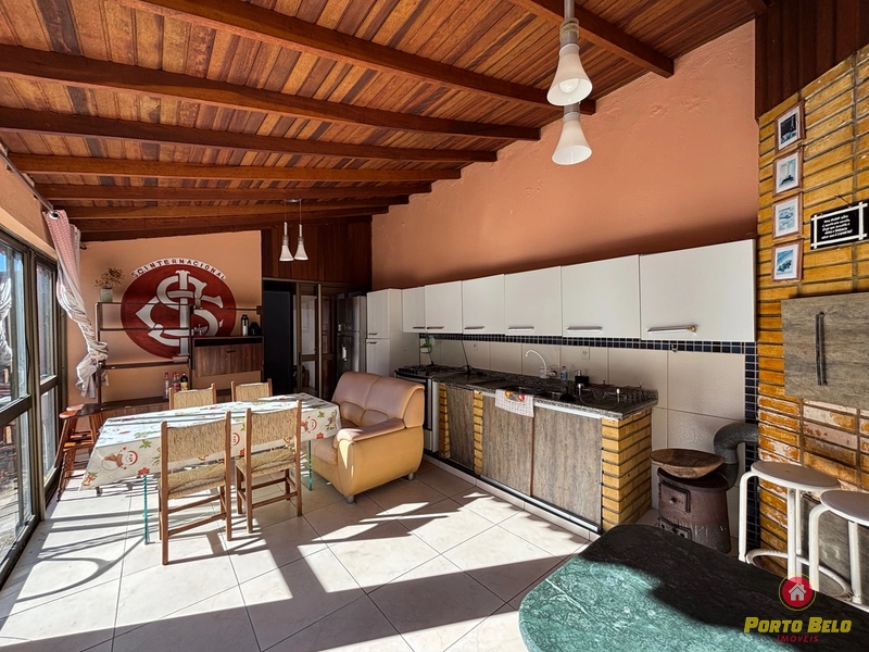 CASA EM LAJE PRÓXIMO À PRAIA: 4ª foto da galeria de imagens do imóvel