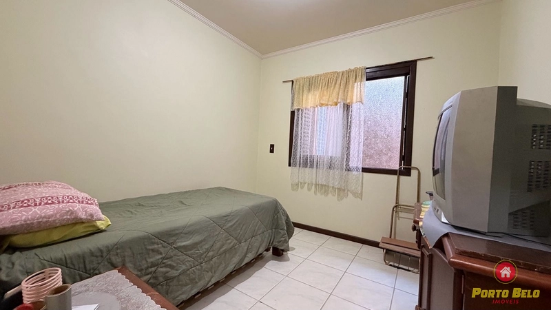 CASA COM LAJE EM XANGRILÁ: 8ª foto da galeria de imagens do imóvel