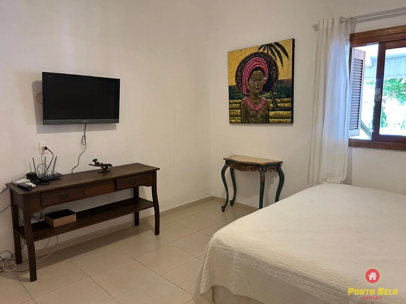 CASA DE ESQUINA EM XANGRILÁ: 7ª foto da galeria de imagens do imóvel