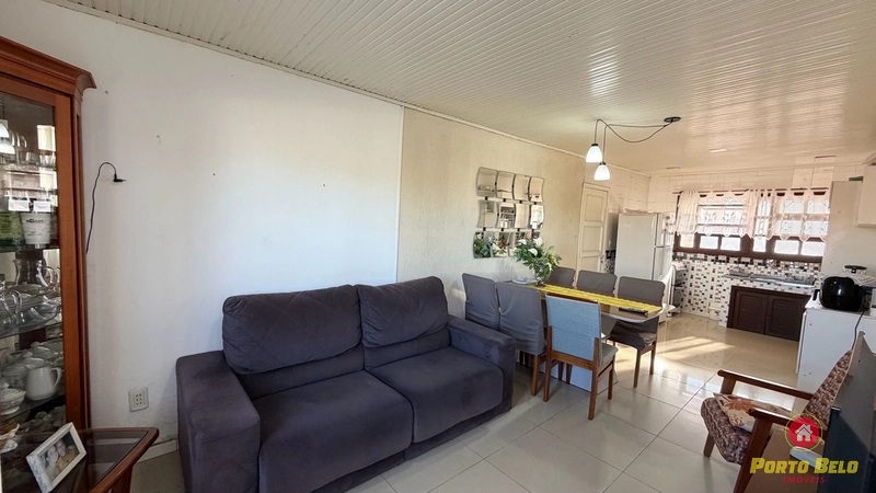 CASA PRÓXIMO À AV. PRINCIPAL: 5ª foto da galeria de imagens do imóvel