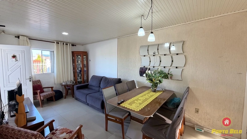 CASA PRÓXIMO À AV. PRINCIPAL: 4ª foto da galeria de imagens do imóvel