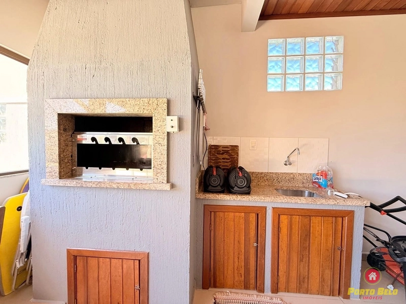 CASA COM PISCINA EM ATLÂNTIDA SUL: 10ª foto da galeria de imagens do imóvel