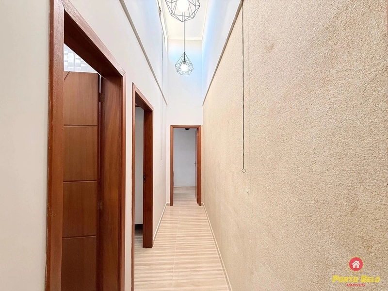CASA COM PISCINA EM ATLÂNTIDA SUL: 8ª foto da galeria de imagens do imóvel