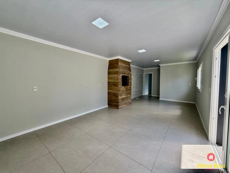 CASA PRÓXIMA À PRAIA EM XANGRILÁ: 5ª foto da galeria de imagens do imóvel