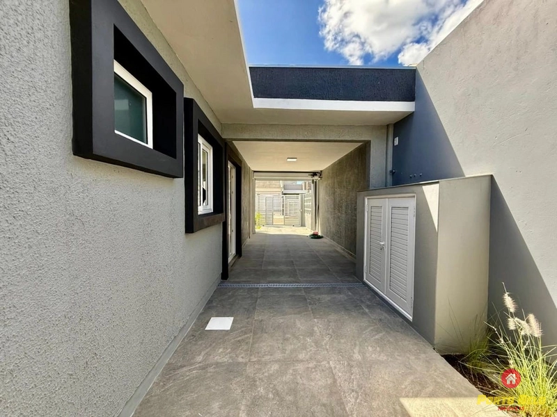 CASA PRÓXIMA À PRAIA EM XANGRILÁ: 4ª foto da galeria de imagens do imóvel