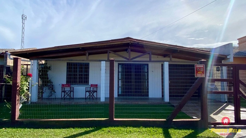 CASA 400M DO MAR EM ATLÂNTIDA SUL: 1ª foto da galeria de imagens do imóvel