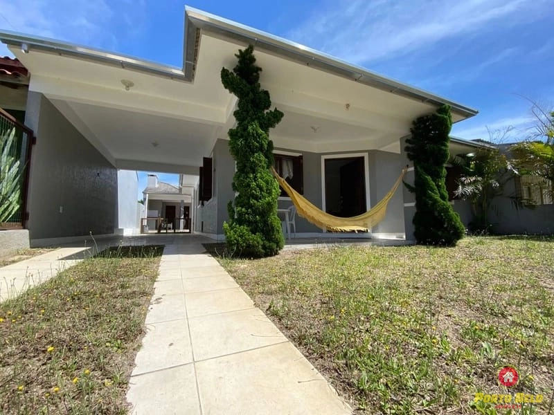 CASA COM LAJE 450M DO MAR: 1ª foto da galeria de imagens do imóvel