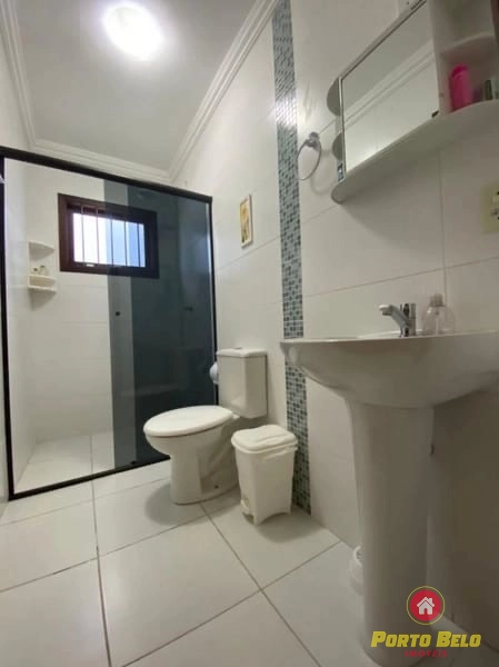 CASA COM LAJE 450M DO MAR: 13ª foto da galeria de imagens do imóvel