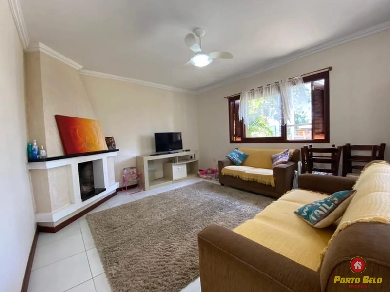 CASA COM LAJE 450M DO MAR: 7ª foto da galeria de imagens do imóvel
