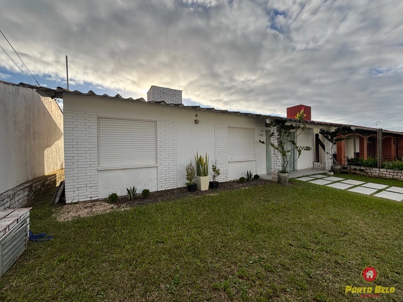 EXCELENTE CASA EM ATLÂNTIDA SUL: 2ª foto da galeria de imagens do imóvel