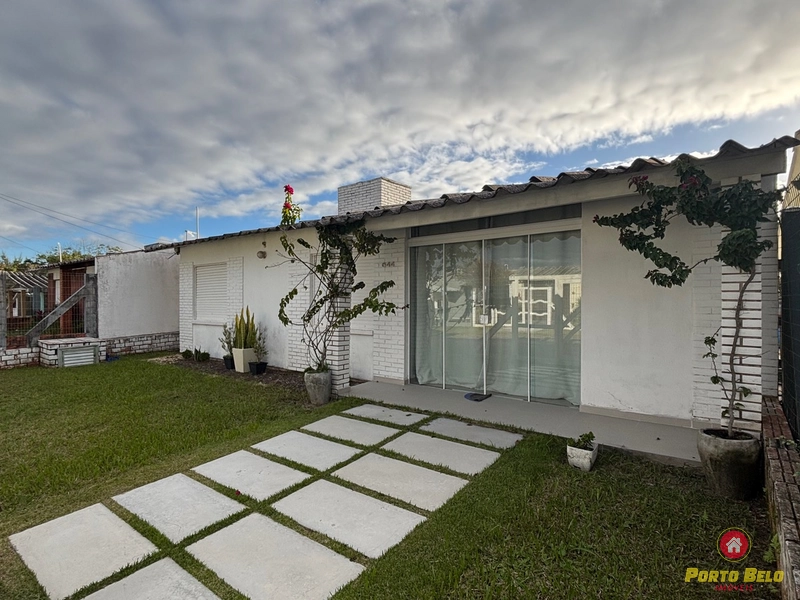 EXCELENTE CASA EM ATLÂNTIDA SUL: 1ª foto da galeria de imagens do imóvel