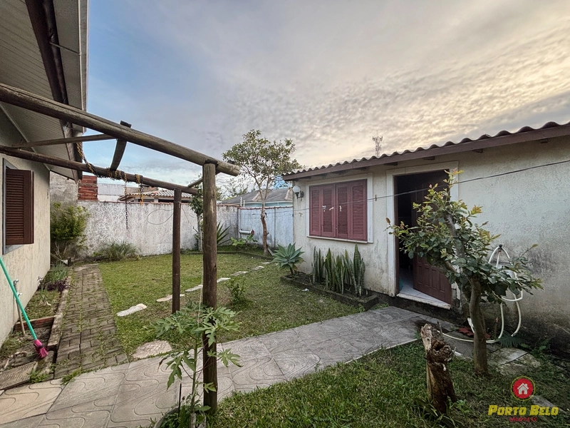 CASA EM MARIÁPOLIS: 3ª foto da galeria de imagens do imóvel