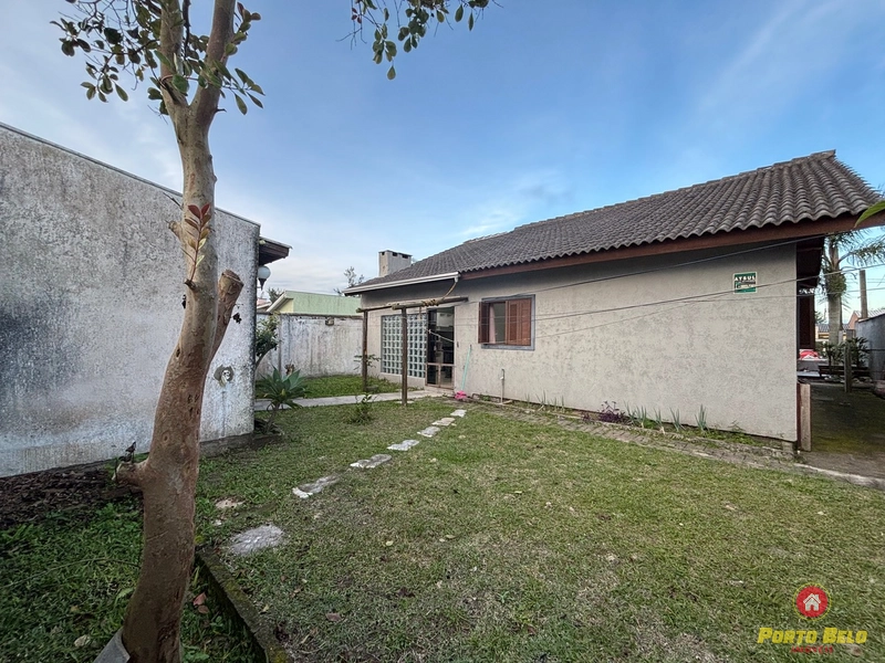 CASA EM MARIÁPOLIS: 4ª foto da galeria de imagens do imóvel