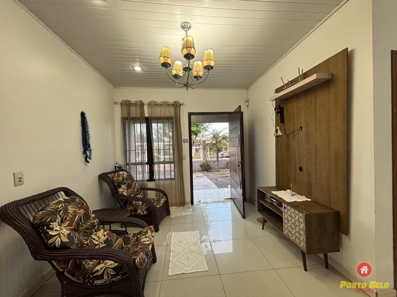 CASA EM MARIÁPOLIS: 8ª foto da galeria de imagens do imóvel