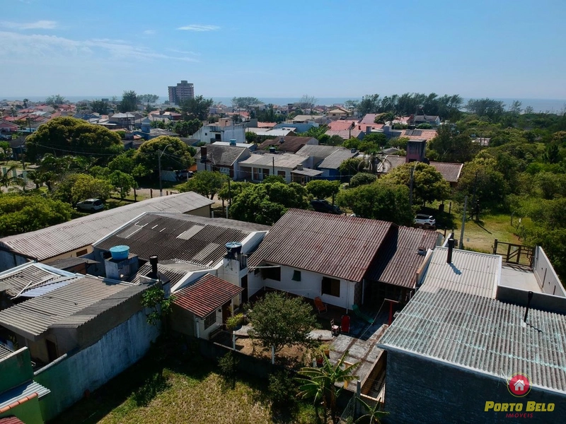 CASA FRENTE LESTE 300M DO MAR: 27ª foto da galeria de imagens do imóvel