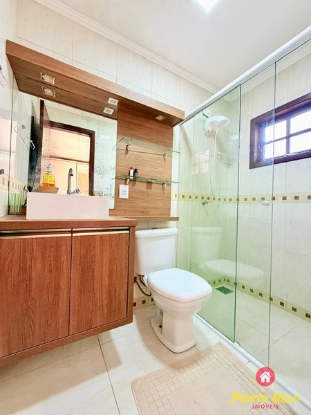 CASA EM LAJE 50M DO MAR: 6ª foto da galeria de imagens do imóvel
