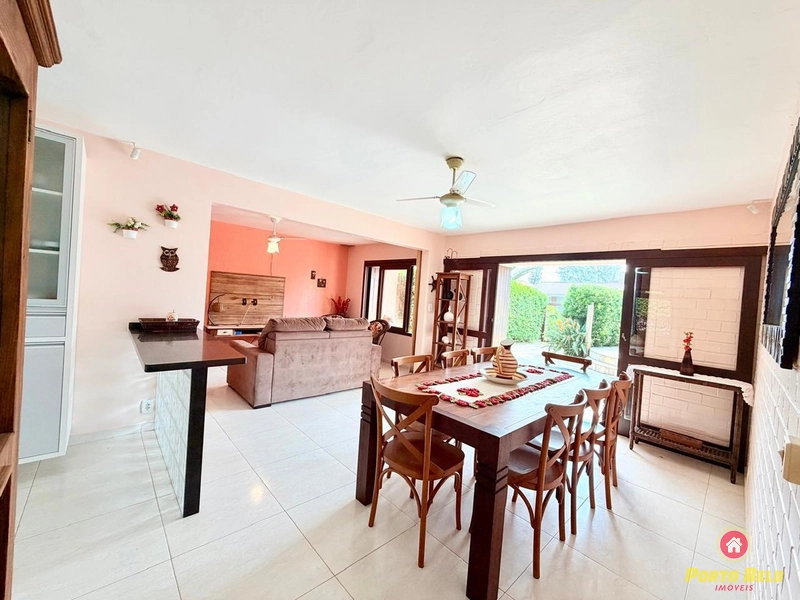 CASA EM LAJE 50M DO MAR: 9ª foto da galeria de imagens do imóvel