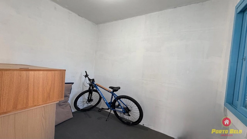CASA DE LAJE BEM LOCALIZADA: 4ª foto da galeria de imagens do imóvel