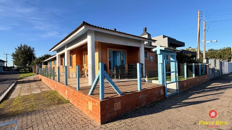 CASA DE LAJE BEM LOCALIZADA: 1ª foto da galeria de imagens do imóvel