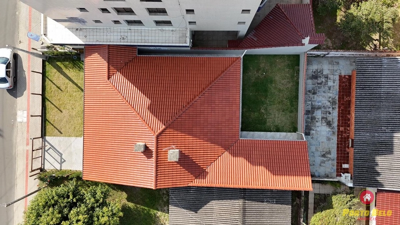CASA EM AVENIDA EM XAGRILÁ: 12ª foto da galeria de imagens do imóvel