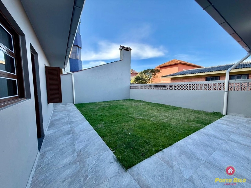 CASA EM AVENIDA EM XAGRILÁ: 7ª foto da galeria de imagens do imóvel