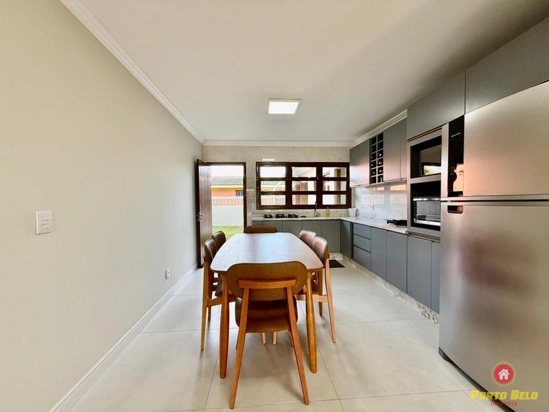 CASA EM AVENIDA EM XAGRILÁ: 8ª foto da galeria de imagens do imóvel