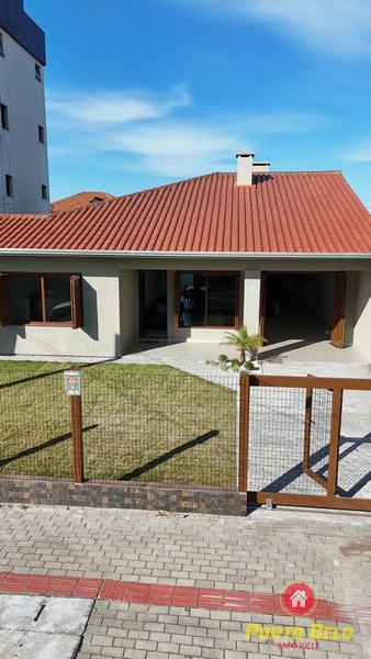 CASA EM AVENIDA EM XAGRILÁ: 23ª foto da galeria de imagens do imóvel