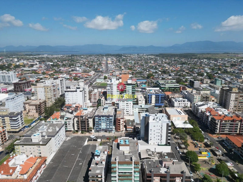 APARTAMENTO AMPLO, MOBILIADO, DECORADO E PRONTO PARA USO: 2ª foto da galeria de imagens do imóvel