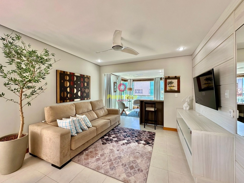 APARTAMENTO AMPLO, MOBILIADO, DECORADO E PRONTO PARA USO: 5ª foto da galeria de imagens do imóvel