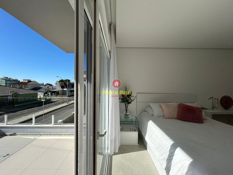 CASA APENAS 3 QUADRAS DO MAR: 13ª foto da galeria de imagens do imóvel