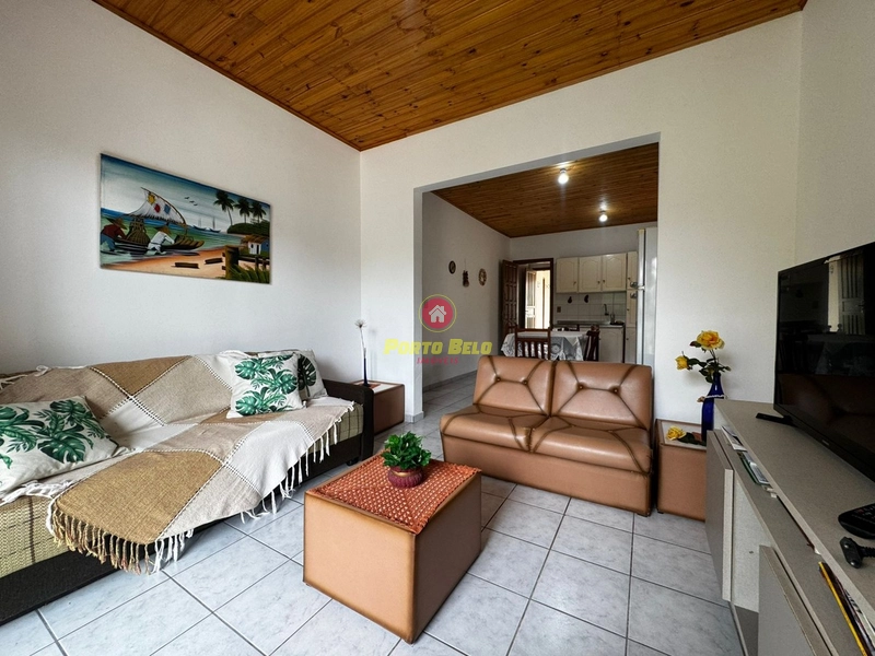 EXCELENTE CASA PRÓXIMO DO CENTRO E APENAS 400 METROS DO MAR!!!: 8ª foto da galeria de imagens do imóvel