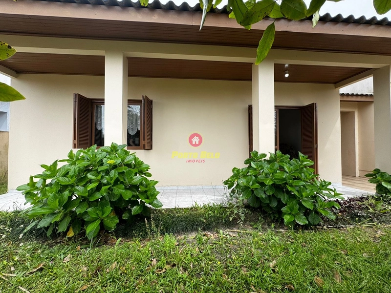 EXCELENTE CASA PRÓXIMO DO CENTRO E APENAS 400 METROS DO MAR!!!: 2ª foto da galeria de imagens do imóvel