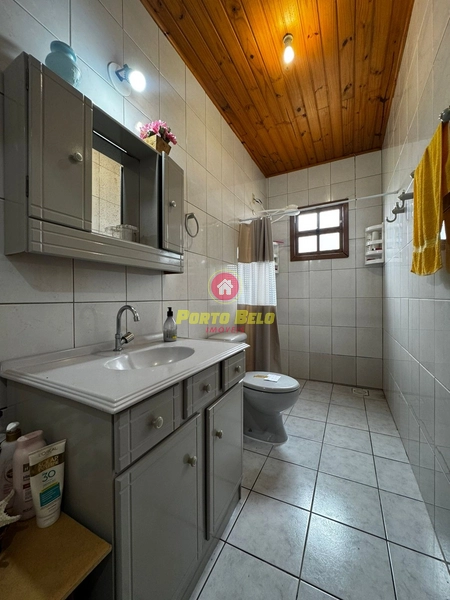 EXCELENTE CASA PRÓXIMO DO CENTRO E APENAS 400 METROS DO MAR!!!: 12ª foto da galeria de imagens do imóvel