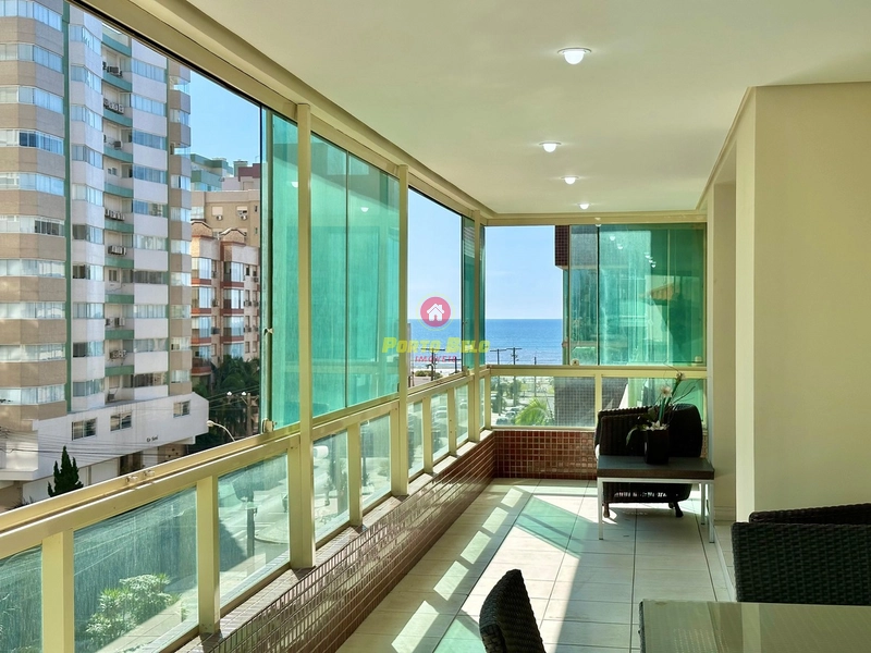 APARTAMENTO À VENDA EM EDIFÍCIO APENAS 2 QUADRAS DA BEIRA MAR: 4ª foto da galeria de imagens do imóvel