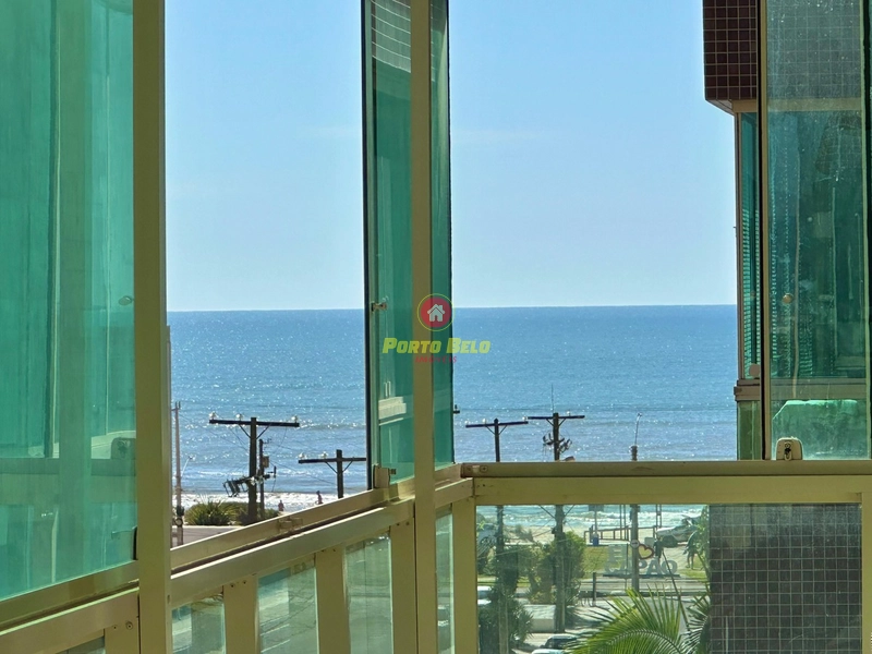APARTAMENTO À VENDA EM EDIFÍCIO APENAS 2 QUADRAS DA BEIRA MAR: 3ª foto da galeria de imagens do imóvel