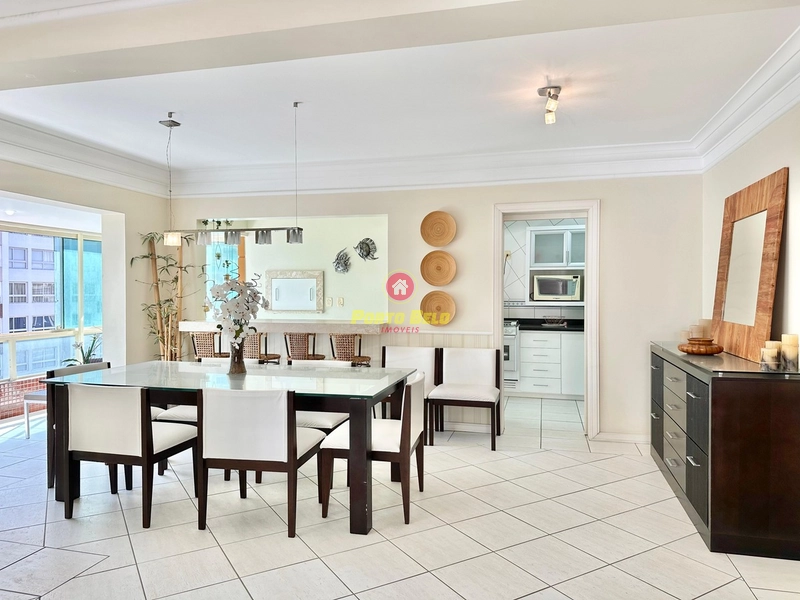 APARTAMENTO À VENDA EM EDIFÍCIO APENAS 2 QUADRAS DA BEIRA MAR: 7ª foto da galeria de imagens do imóvel