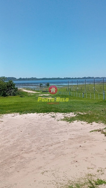 Terreno Próximo a lagoa: 1ª foto da galeria de imagens do imóvel